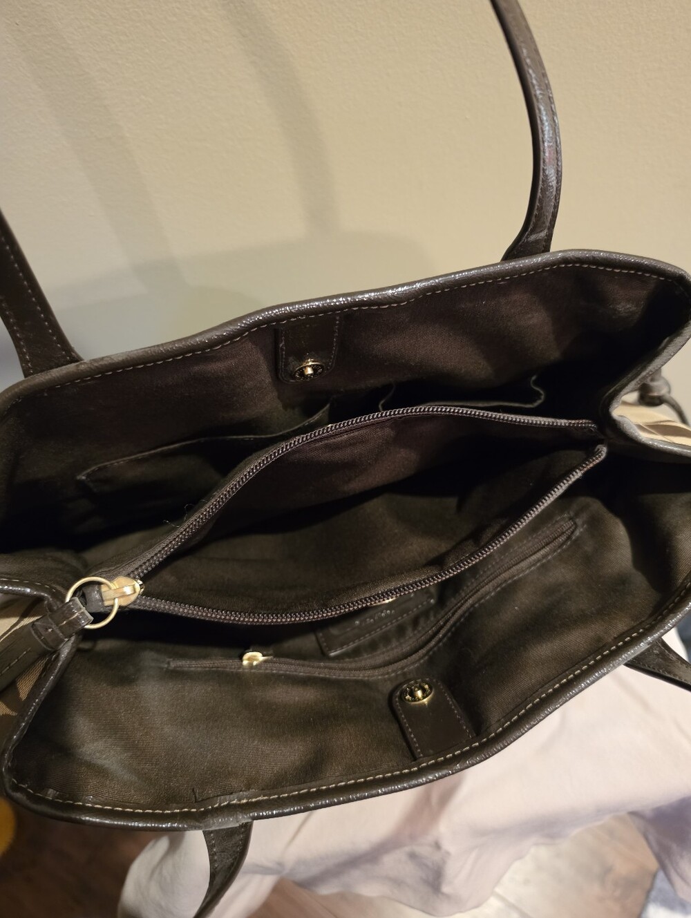 Coach - Vintage Classic Handbag - Picture 6 of 12